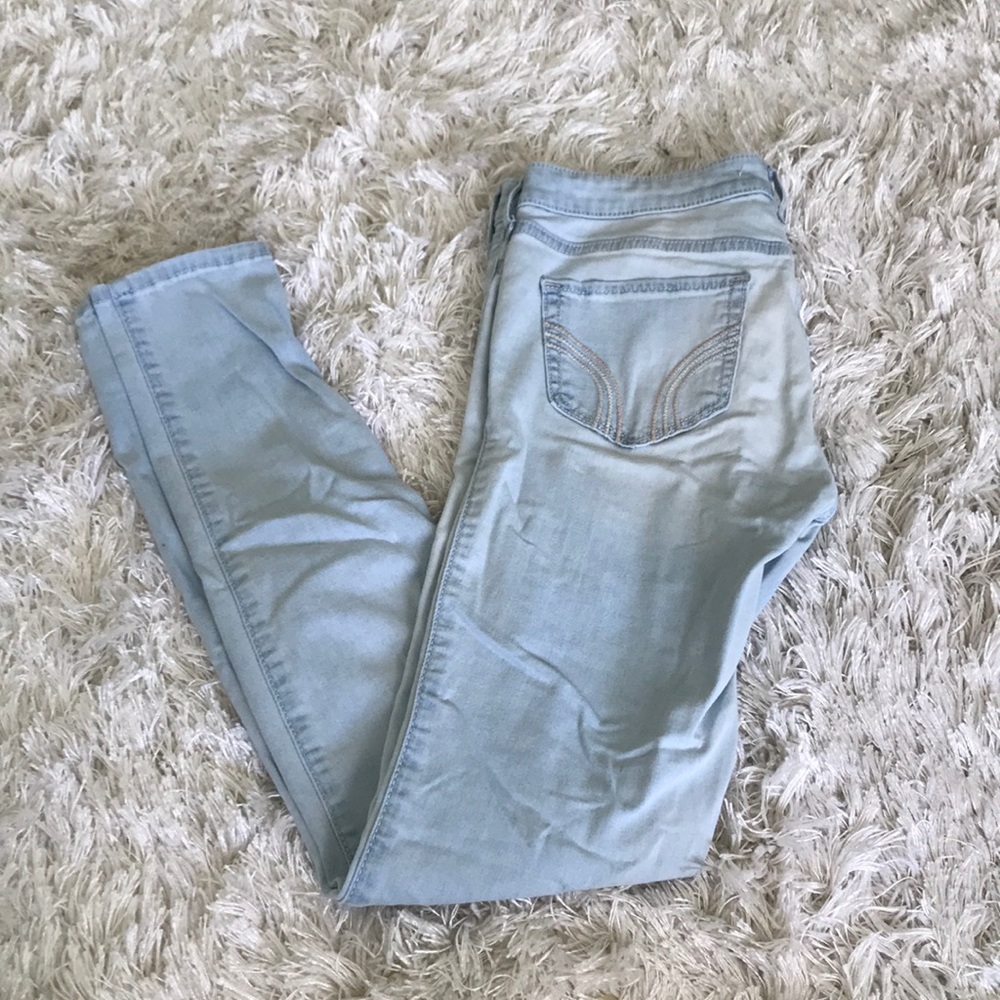 Hollister Skinny Jeans!!